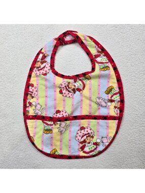 Strawberry Shortcake Vintage Baby Bib Flannel Pre-Owned Cartoon Print Red Trim